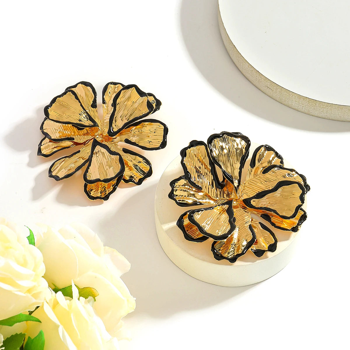 Elegant Summer Flower Earrings