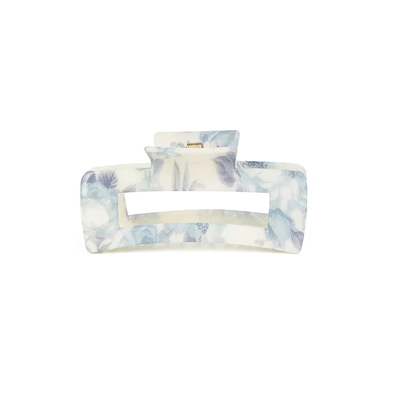 Sleek Hold – Large Banana Hair Clip for All Hair Types