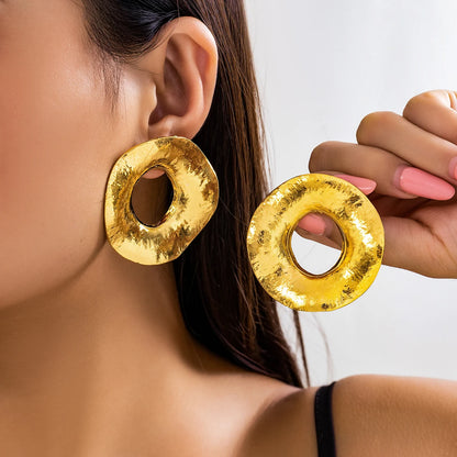 Eclipse Bold – Oversized Geometric Circle Studs