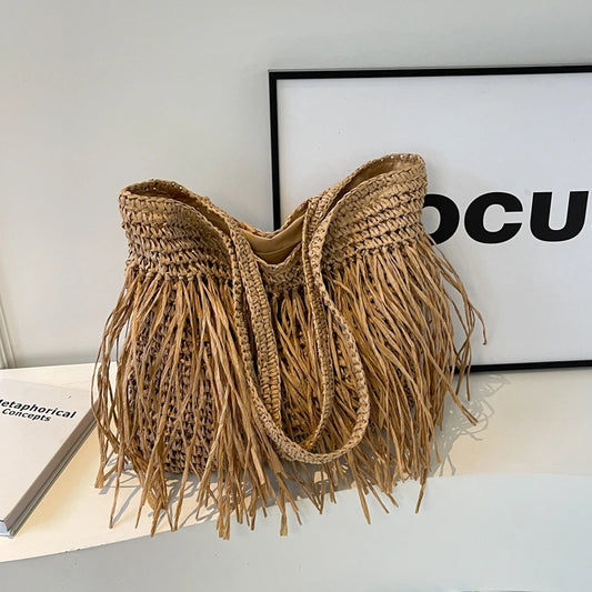 Women’s Woven Straw Shoulder Bag