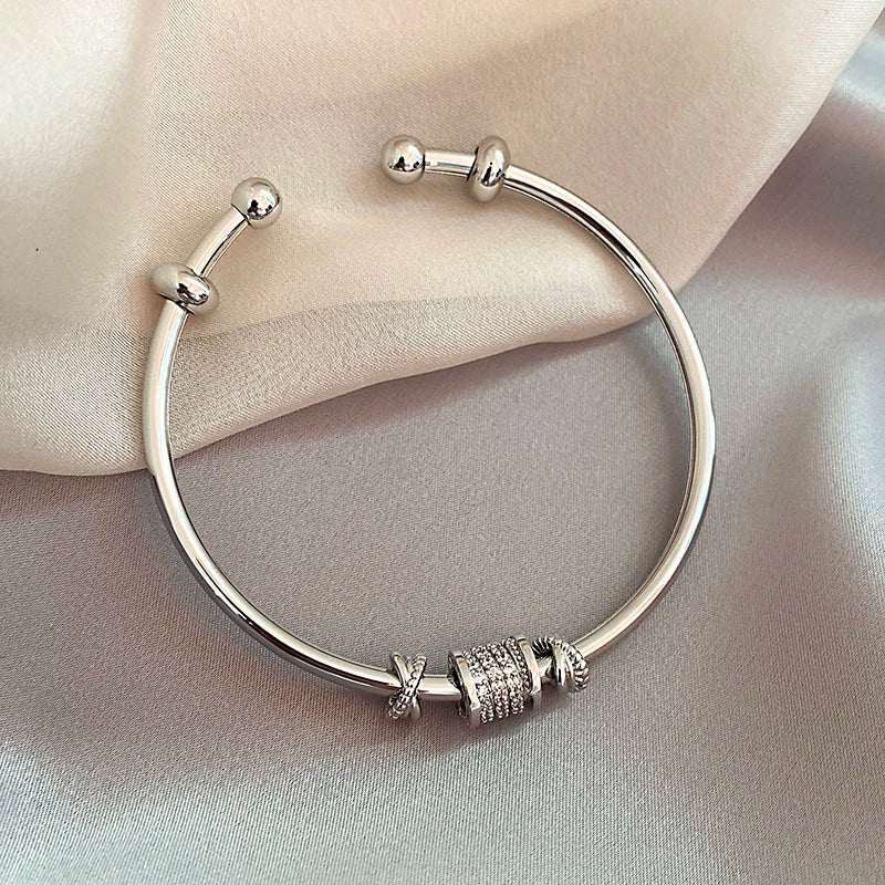 French High-End Cylindrical Cuff Bracelet