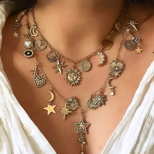 Celestial Charm – 2pcs Sun & Star Pendant Necklace Set