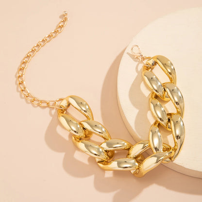Grunge Edge – Thick Twisted Lock Chain Necklace