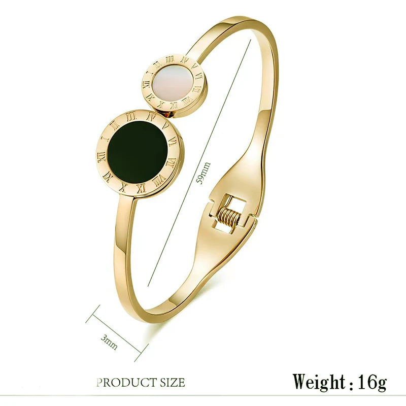 Classic Roman Round Gold Bracelet