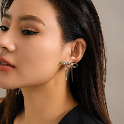 Korean Vintage Snake Chain Bow Stud Earrings