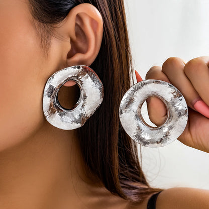 Eclipse Bold – Oversized Geometric Circle Studs