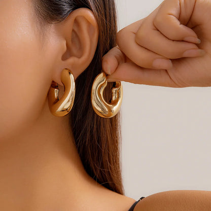 Irregular C-Shaped Hoop Earrings