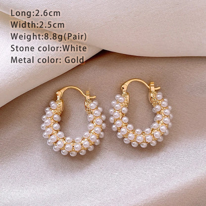 Gold Pearl Ear Buckle
