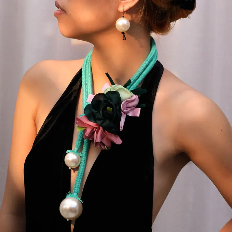 Pearls & Flower Necklace for Women – Boho Wedding & Party Jewelry