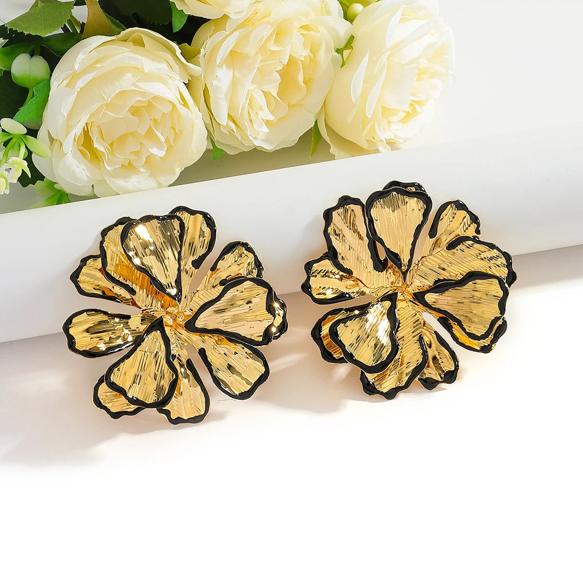 Elegant Summer Flower Earrings