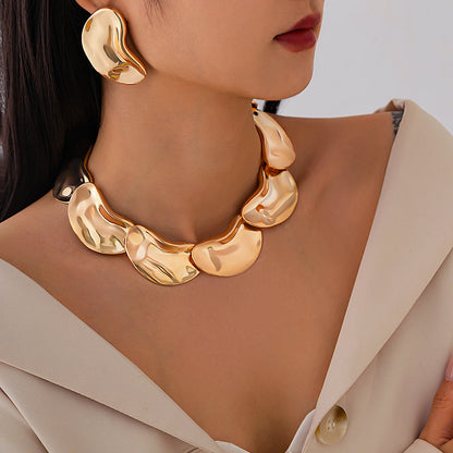 Bold Pea Chain Choker with Matching Drop Earrings