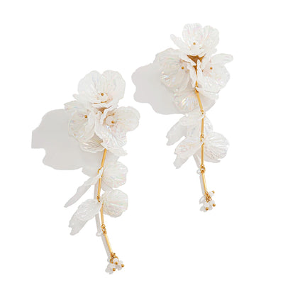 Fairy Petal – Hanging White Flower Earrings