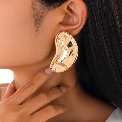 Bold Pea Chain Choker with Matching Drop Earrings