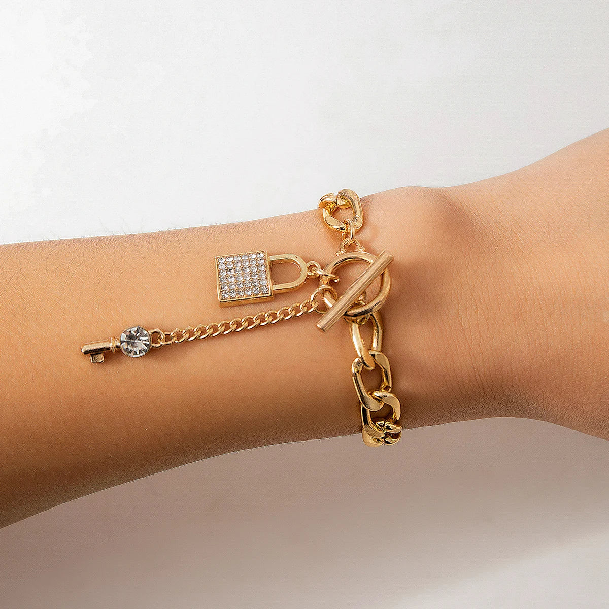 Trendy Rhinestone Lock Chain Bracelet